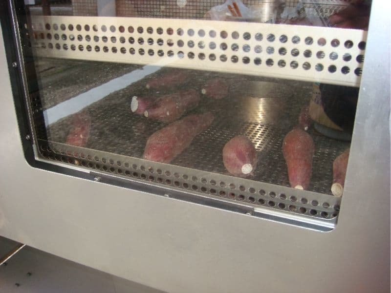 様々な食材が焼ける焼き芋機